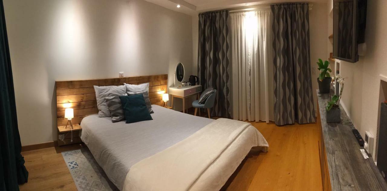 Appartamento Ti Laouen Karaez Carhaix-Plouguer Esterno foto